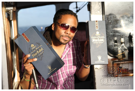 frenzy_boatride_2011-112