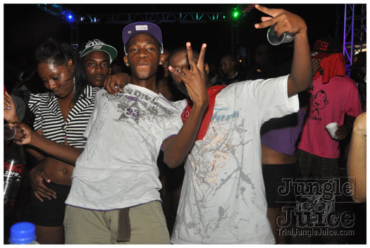 funky_monkey_christmas_dec16-036