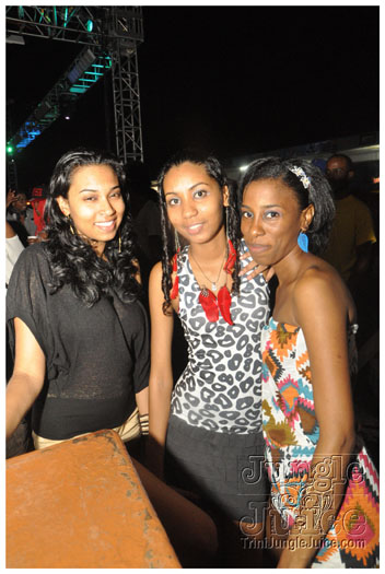 funky_monkey_christmas_dec16-037