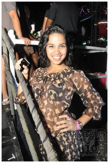 funky_monkey_christmas_dec16-090