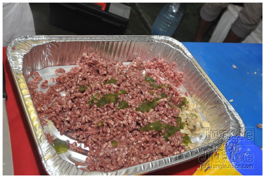 grub_and_grog_dec4-003