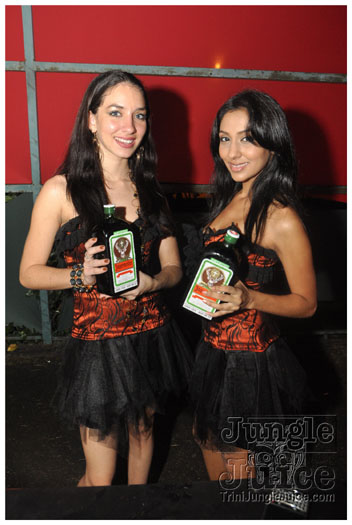 grub_and_grog_dec4-059