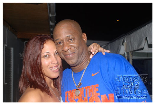 house_party_carnival_2011-056