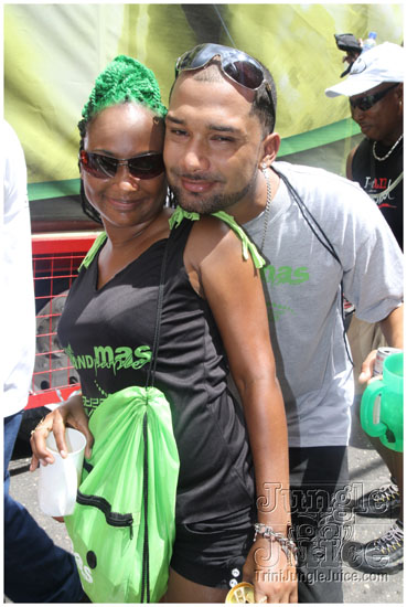 island_people_mas_monday_2011-056