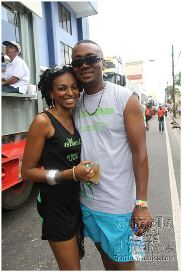 island_people_mas_monday_2011-070