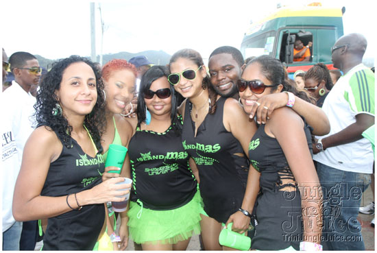 island_people_mas_monday_2011-095