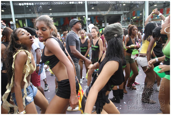 island_people_mas_monday_2011-109