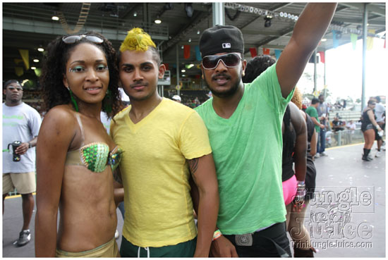 island_people_mas_monday_2011-114