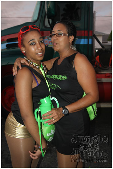 island_people_mas_monday_2011-171