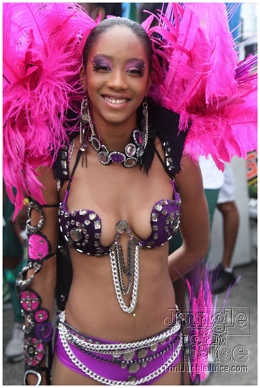 islandpeople_mas_2011_tuesday_part1-003