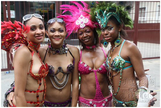 islandpeople_mas_2011_tuesday_part1-046