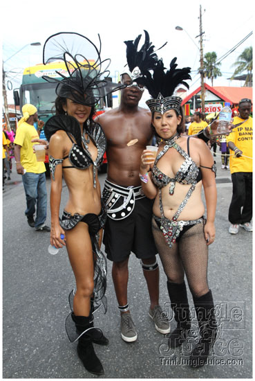 islandpeople_mas_2011_tuesday_part1-052