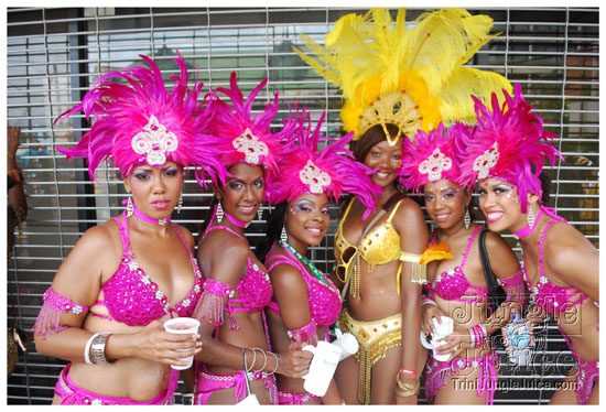 islandpeople_mas_2011_tuesday_part1-250