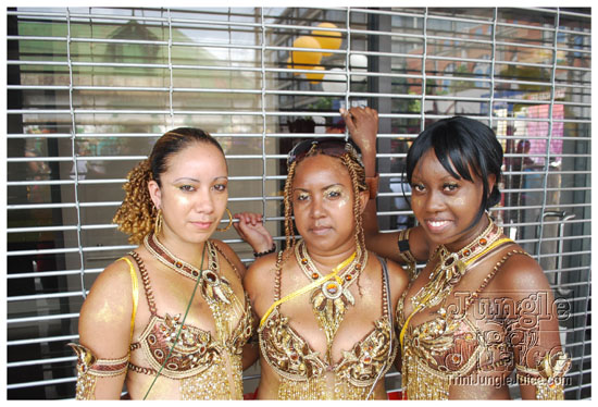 islandpeople_mas_2011_tuesday_part1-251