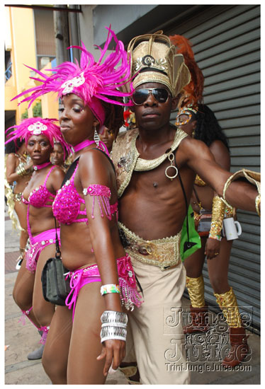 islandpeople_mas_2011_tuesday_part2-033