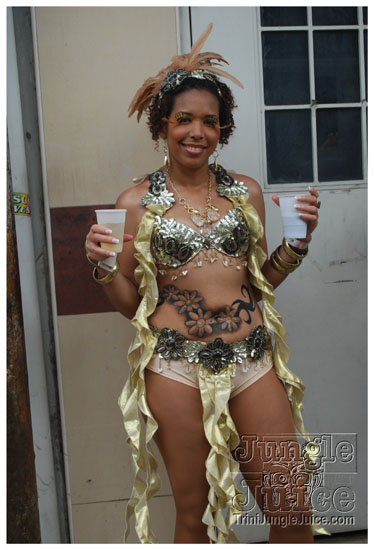 islandpeople_mas_2011_tuesday_part2-036