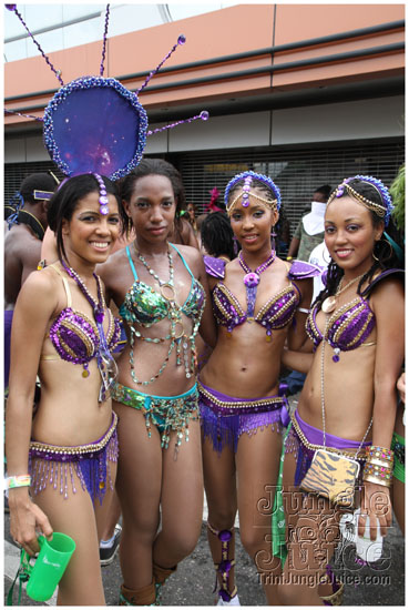 islandpeople_mas_2011_tuesday_part2-044