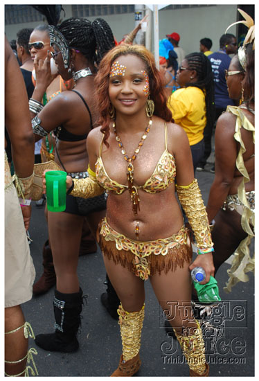 islandpeople_mas_2011_tuesday_part2-056