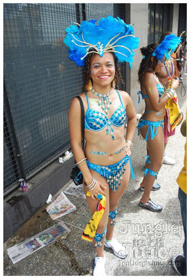 islandpeople_mas_2011_tuesday_part2-072