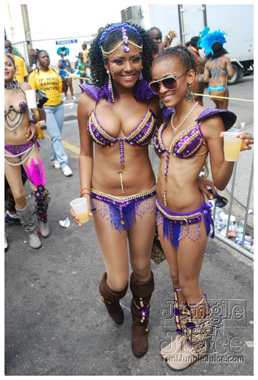 islandpeople_mas_2011_tuesday_part2-081