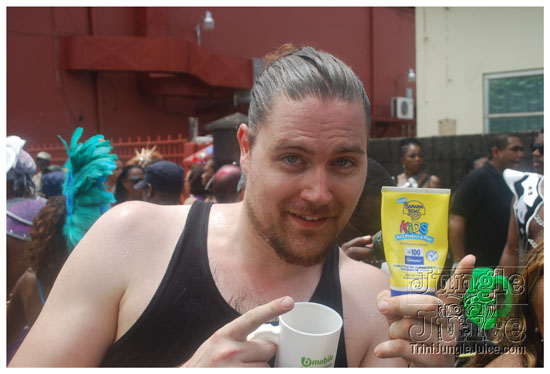 islandpeople_mas_2011_tuesday_part2-141