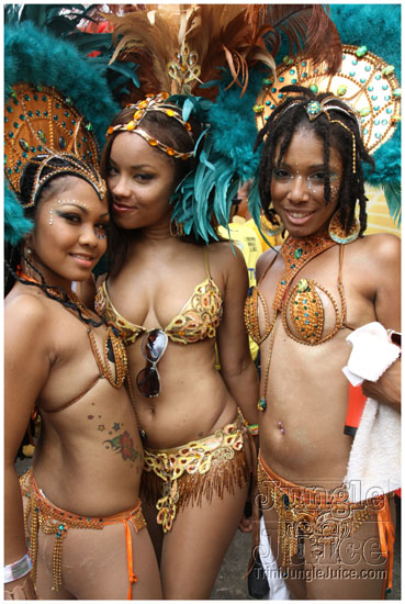 islandpeople_mas_2011_tuesday_part3-050