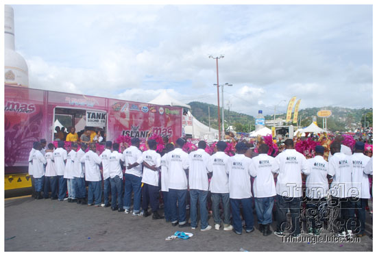 islandpeople_mas_2011_tuesday_part3-118