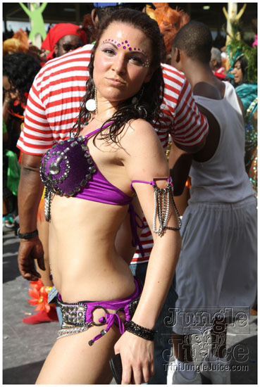 islandpeople_mas_2011_tuesday_part3-143