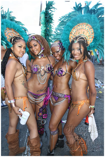 islandpeople_mas_2011_tuesday_part3-164