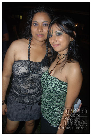 karma_sutra_x_2011-010