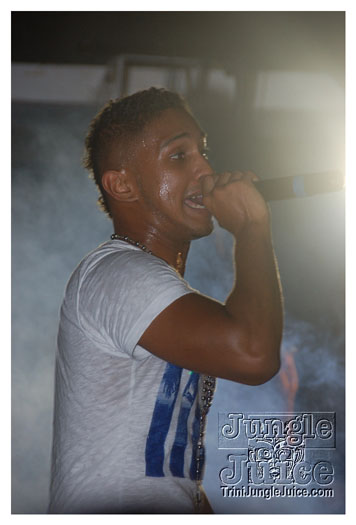 karma_sutra_x_2011-021