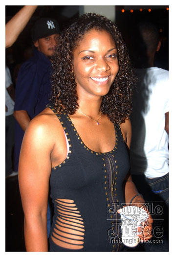 karma_sutra_x_2011-035