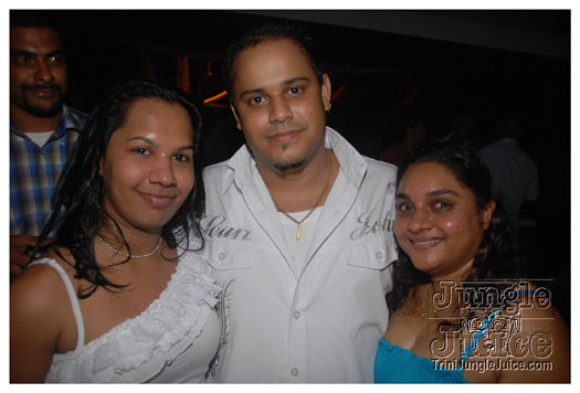 karma_sutra_x_2011-042