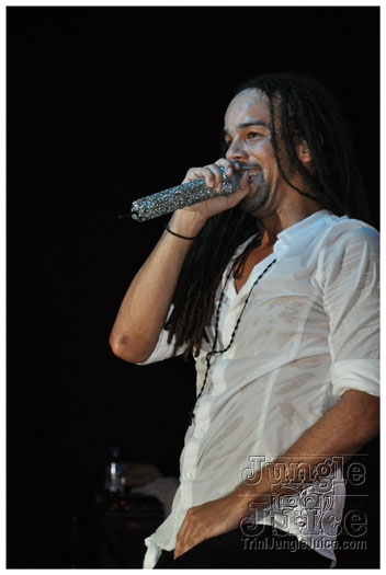 kes_in_concert_2011-022