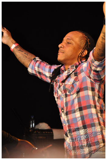 kes_in_concert_2011-024