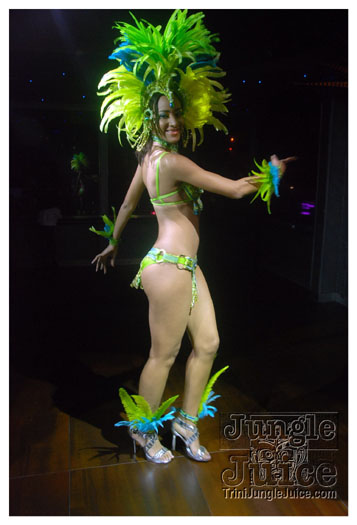 legacy_band_launch_2012-005