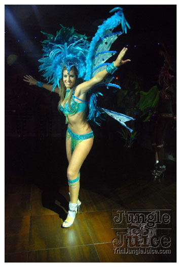 legacy_band_launch_2012-010