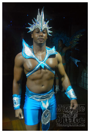 legacy_band_launch_2012-012