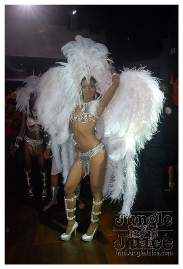 legacy_band_launch_2012-060