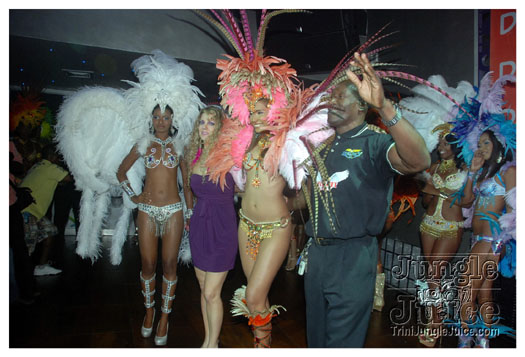 legacy_band_launch_2012-062