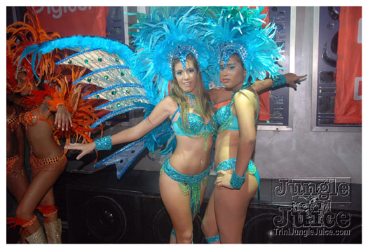 legacy_band_launch_2012-071