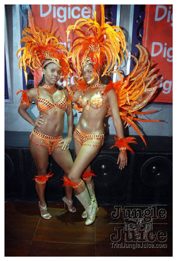 legacy_band_launch_2012-072