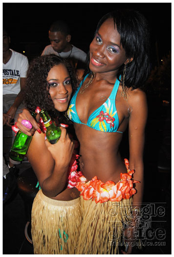 luau_aug7-081