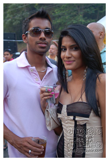 moka_explosion_2011-017