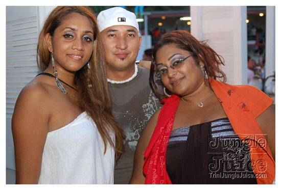 moka_explosion_2011-026