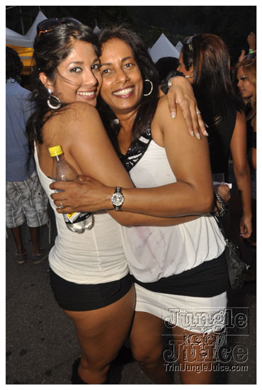 moka_explosion_2011-048