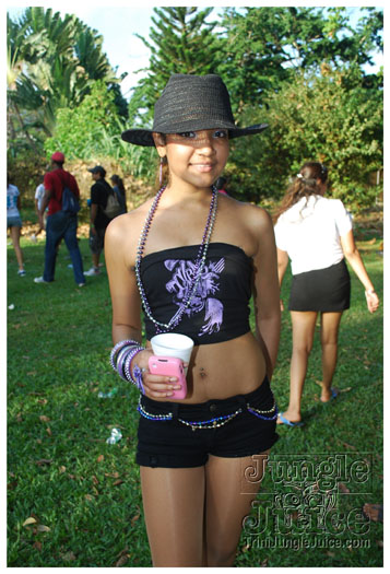 monkey_juice_campus_carnival_2011-003