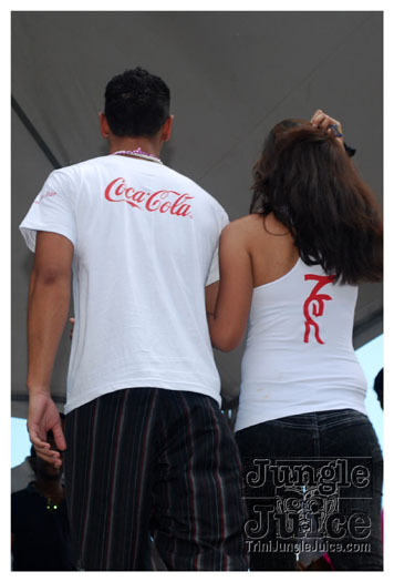 monkey_juice_campus_carnival_2011-013