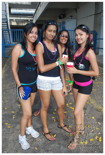 monkey_juice_campus_carnival_2011-029