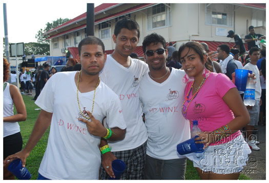 monkey_juice_campus_carnival_2011-072